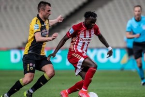 Εξαλλος ο Μελισσανίδης με τους παίκτες της ΑΕΚ μετά την πεντάρα από τον Ολυμπιακό: Είστε ξεφτίλες