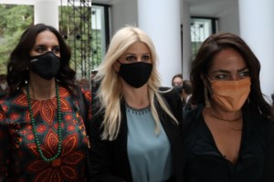 47 χρόνια ΝΔ - Κώστας Καραμανλής: Εθνική επιτυχία η αμυντική συμφωνία με τη Γαλλία - Οι ευχές στη Φώφη Γεννηματά - εικόνα 3