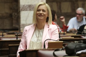 Προειδοποίηση Μόσιαλου: Η χαλάρωση των μέτρων μπορεί να προκαλέσει διασπορά του κορονοϊού