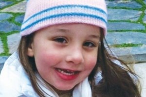 Ένοχη η αναισθησιολόγος για τον θάνατο της μικρής Μελίνας - Ξέσπασε σε κλάματα ο πατέρας στο άκουσμα της απόφασης