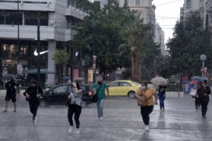 "Χειρότερος" ο καιρός την Πέμπτη με μπόρες και χαλάζι - 1.000 κεραυνοί έπεσαν την Τετάρτη στη χώρα - εικόνα 2