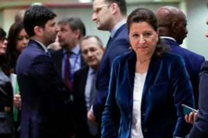 Γαλλία: Σε αναστολή βγάζει ο Μακρόν 3.000 ανεμβολίαστους υγειονομικούς - Σε εφαρμογή ο νόμος της υποχρεωτικότητας