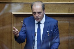 Αυτός είναι ο λόγος που ο Γεραπετρίτης επισκέφθηκε ξαφνικά τον Βελόπουλο στο γραφείο του στη Βουλή