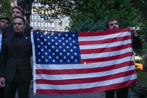 Νέο ντοκιμαντέρ για τον Χίτλερ: Η σπάνια γενετική διαταραχή που ευθυνόταν για τη μικροφαλλία του