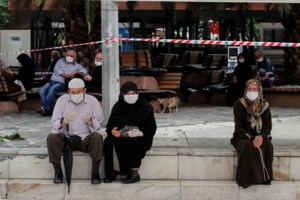 Τσεχία: Αυξάνονται τα κρούσματα κορονοϊού την ώρα που αρχίζουν οι καλοκαιρινές διακοπές