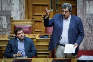 Απάντηση Μόσιαλου σε Πολάκη για την ιβερμεκτίνη: "Αρκετά ακούσαμε για φάρμακα που προκαλούν βλάβες"