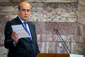 Κόντρα Χατζηδάκη - Ανδρουλάκη για την έκτακτη φορολόγηση των τραπεζών και golden visa