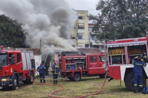 Γλυφάδα: Έδωσαν νοθευμένη κάνναβη και ηρωίνη σε ανήλικη και έπαθε πνευμονική ανεπάρκεια - 6 συλλήψεις για ναρκωτικά