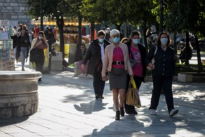 Κορονοϊός: Σκέψεις για νέα μέτρα για τους ανεμβολίαστους - Τα πιθανά και τα ακραία σενάρια που μελετά η κυβέρνηση