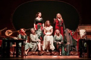 Μαρίνα Σάττι: Αποθεώθηκε στην Επίδαυρο - Η εντυπωσιακή εμφάνιση στην παράσταση "Ικέτιδες" - Βίντεο