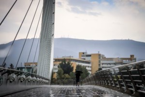 Κόρινθος: Έσπασε η γέφυρα της Ποσειδωνίας στον Ισθμό [εικόνες - βίντεο] - εικόνα 2