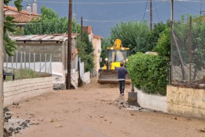 Αποκλεισμένα έξι χωριά στο δήμο Μουζακίου - Τεράστια  η καταστροφή από τον Ιανό