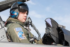 Η Ελβετία κάνει δημοψήφισμα για την προμήθεια μαχητικών αεροσκαφών