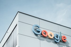 Στα δικαστήρια πηγαίνουν οι ΗΠΑ τον τεχνολογικό κολοσσό Apple - Μήνυση για παράνομο μονοπώλιο - εικόνα 2