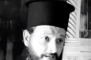 Σάλος στην Ιταλία με επίσκοπο που λέει στα παιδιά ότι δεν υπάρχει Άγιος Βασίλης