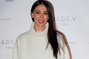 Δεν χωράμε στο κάδρο: Η Ολυμπία Χοψονίδου με απίθανο μαγιό φωτογραφίζει την οικογένεια στη θάλασσα - εικόνα 10