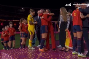 Ξεκίνησε η δίκη για το φιλί στην αρχηγό της Εθνικής Ισπανίας - "Ηταν συναινετικό" κατέθεσε ο πρώην πρόεδρος της Ομοσπονδίας - εικόνα 2