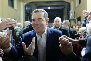 Τσίπρας για 25η Μαρτίου: Δικαιούμαστε και θα αποκτήσουμε καλύτερη πατρίδα