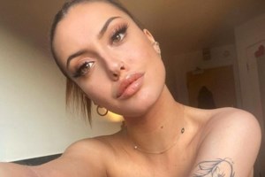 Φουλ ερωτευμένη η Δανάη Λιβιεράτου - Το τρυφερό φιλί στον σύντροφό της [εικόνες] - εικόνα 2