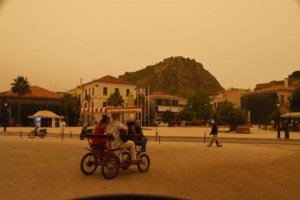 Αφρικανική σκόνη και καύσωνας για πέντε ημέρες - Αποπνικτική ατμόσφαιρα φέρνει ο υποτροπικός αεροχείμαρρος