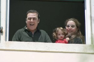 Άντζελα Γκερέκου: Μιλά πρώτη φορά για το οικονομικό "σκάνδαλο" του Τόλη Βοσκόπουλου - "Φτάσαμε στον πάτο" - εικόνα 2