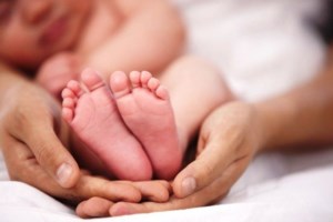 Ποια υπουργός δηλώνει την επιθυμία της να υιοθετήσει ένα παιδί - εικόνα 2