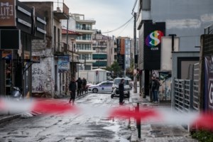 Γκάζι: Σεσημασμένος μπράβος ο πιστολέρο που πυροβόλησε τους τρεις Κρητικούς - Τα 41 δευτερόλεπτα του τρόμου - εικόνα 2