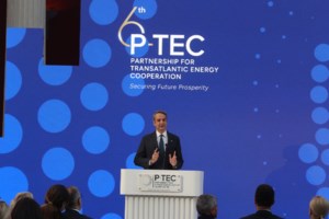 Το νέο τετ α τετ Μητσοτάκη - Γκίλφοϊλ στη διάσκεψη για την ενέργεια στο Ζάππειο [εικόνες - βίντεο] - εικόνα 5