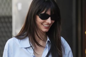 Ηλιάνα Παπαγεωργίου: Τα μοναχικά Χριστούγεννα και οι "home alone" αναρτήσεις