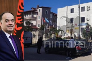 Θερμή υποδοχή Μητσοτάκη στη Χειμάρρα με τον Πύρρο Δήμα: Μεγάλη τιμή που είμαι ο πρώτος Έλληνας πρωθυπουργός εδώ - εικόνα 9