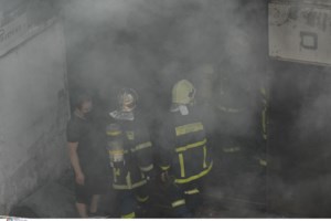 Συναγερμός στο Ηράκλειο: Μεγάλη κινητοποίηση της Πυροσβεστικής για φωτιά σε πυκνοκατοικημένη περιοχή - εικόνα 3