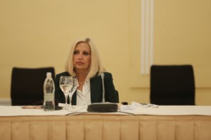 Φώφη Γεννηματά: Ο καρκίνος είχε "χτυπήσει" τους γονείς της και την αδερφή της [Βίντεο]