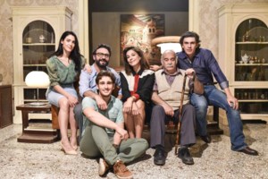 Κατερίνα Παπουτσάκη για τη σειρά "Τα καλύτερά μας χρόνια": "Στο τελευταίο επεισόδιο παίζει και ο γιος μου, αλλά δεν θα ξαναγίνει" [Βίντεο]