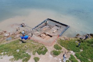 Σπουδαία ανακάλυψη στην Καππαδοκία: Μεγάλο ψηφιδωτό πολυτελούς κατοικίας με ελληνικές επιγραφές - "Αν είσαι υγιής μπες'" - εικόνα 6