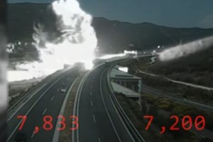 Τέμπη: "Μας χρωστάνε μία εξήγηση" - Ξεσπούν συγγενείς των θυμάτων μετά το πόρισμα για την έκρηξη - εικόνα 2