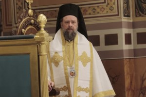 Συγκέντρωση κατά της τρανσφοβίας στη Θεσσαλονίκη: Γιούχαραν τον Κασσελάκη - Ένταση με κουκουλοφόρους [εικόνες - βίντεο]