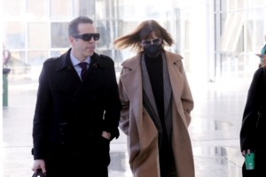 Δίκη Φιλιππίδη: Μεγαλοστέλεχος καναλιού καταγγέλλει: "Με κάλεσε στο καμαρίνι, κλείδωσε την πόρτα και ήταν γυμνός"