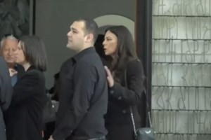 Αιχμηρή ανάρτηση της Βατίδου για τα παιδιά της: "Η απουσία σας πληγώνει" - εικόνα 3