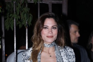 "Η Μαίρη Συνατσάκη και ο Ίαν είναι ευτυχισμένοι, συγκινημένοι και αγκαλιά όλη την ώρα" [βίντεο]