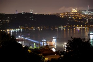 Πώς ο Πούτιν χρηματοδοτεί κρυφά πολιτικούς και κόμματα σε 12 χώρες: Οι "σεφ" και τα μυστικά εμβάσματα