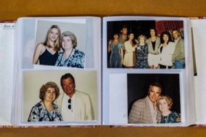 Σοκάρουν οι νέες φωτογραφίες του Τζόνι Ντεπ: "Λιώμα" στο πάτωμα - Έγραφε στο καθρέφτη με το αίμα του [Βίντεο] - εικόνα 4