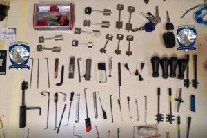 Νίκαια: Έπιασαν στα πράσα διαρρήκτη- Έπεσε όταν αναρριχήθηκε από μπαλκόνι σε μπαλκόνι για να διαφύγει