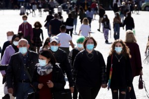 Κορονοϊός - Γαλλία: Μείωση του αριθμού των νοσηλευομένων σε ΜΕΘ