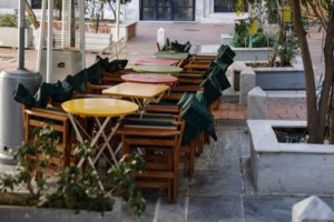 Οριστικό: Ανοίγουν τη Δευτέρα 25 Μαΐου τα καταστήματα εστίασης - εικόνα 2
