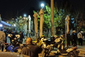 Ήπειρος: Έκλεισε η Εγνατία - Ισχυροί άνεμοι "δίπλωσαν" νταλίκα στο Μέτσοβο - Ανεμοστρόβιλος σάρωσε τα Θεοδώριανα