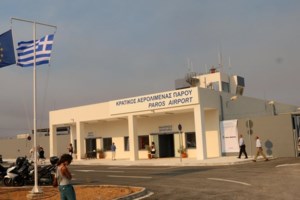 Πάρος: Άγνωστοι μπήκαν σε μονοκατοικία και σήκωσαν το χρηματοκιβώτιο - Εφυγαν με rolex και κοσμήματα με διαμάντια