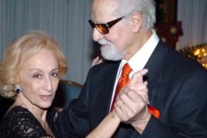 Φωτιά στο Καπελέτο Ηλείας: Κοκκίνισε ο ουρανός, βγήκαν από τα σπίτια οι κάτοικοι στην Αχαΐα [βίντεο]