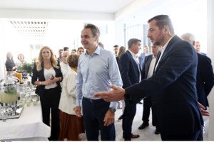 Μητσοτάκης: Τηλεδιάσκεψη με το Συντονιστικό στη Θεσσαλία για την πορεία των έργων – Δίπλα του ο Αγοραστός [εικόνες]