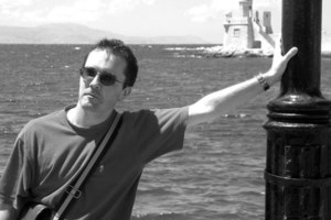 Γαλλία: Ποδόσφαιρο με Ντεσαγί, Βενγκέρ και Καρεμπέ έπαιξε ο Εμανουέλ Μακρόν [Βίντεο] - εικόνα 2