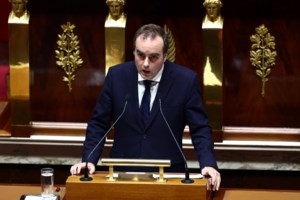 Εμανουέλ Μακρόν: Στα τάρταρα η δημοφιλία του - Κατακρημνίστηκε στο 11%